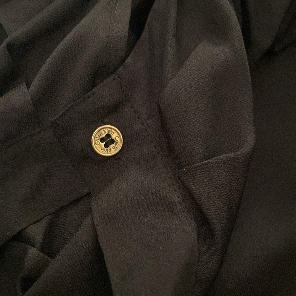 Calvin Klein black 3/4 sleeve blouse. - Picture 4 of 8